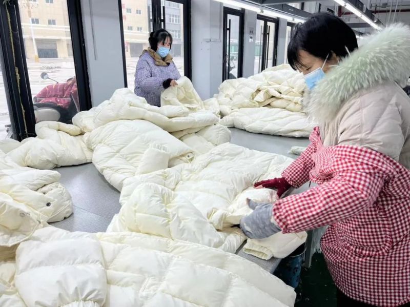 三大基地撬動(dòng)百億產(chǎn)業(yè)，穰東針織服裝何以一路“繁花”？